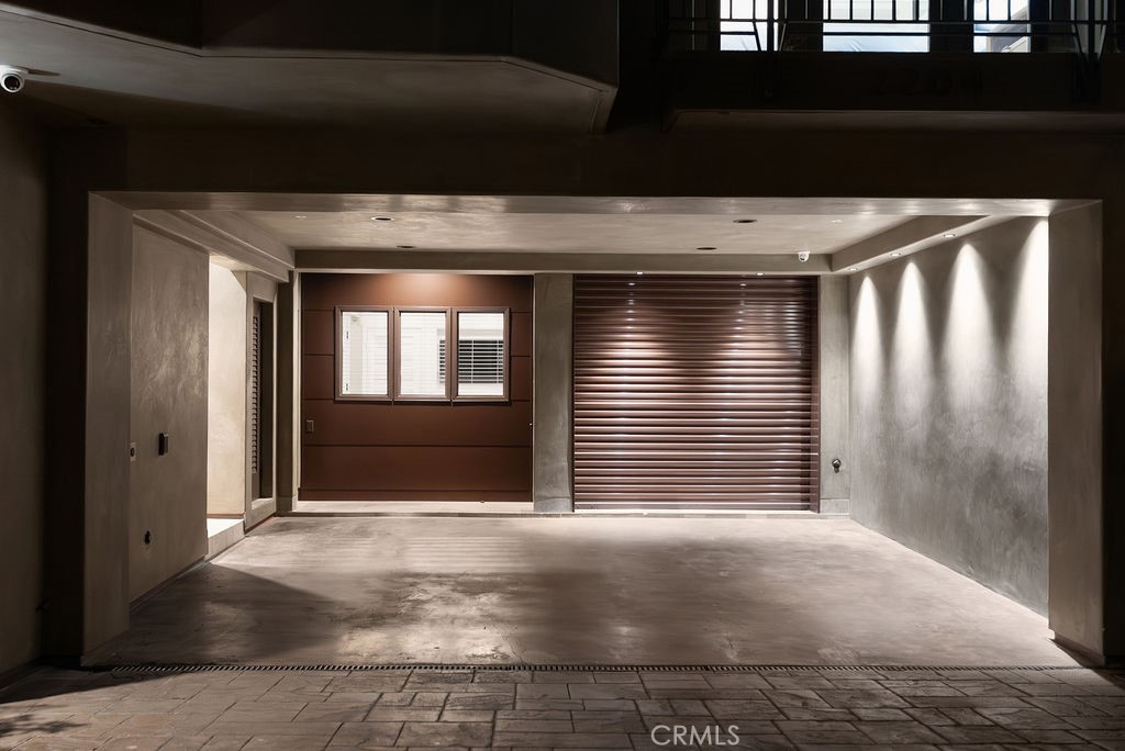 Corona del Mar South of PCH (CDMS) - Residential Lease