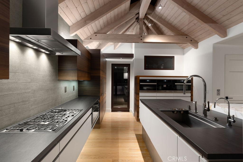 Corona del Mar South of PCH (CDMS) - Residential Lease