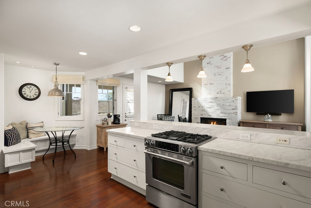 Corona del Mar South of PCH (CDMS) - Residential Lease