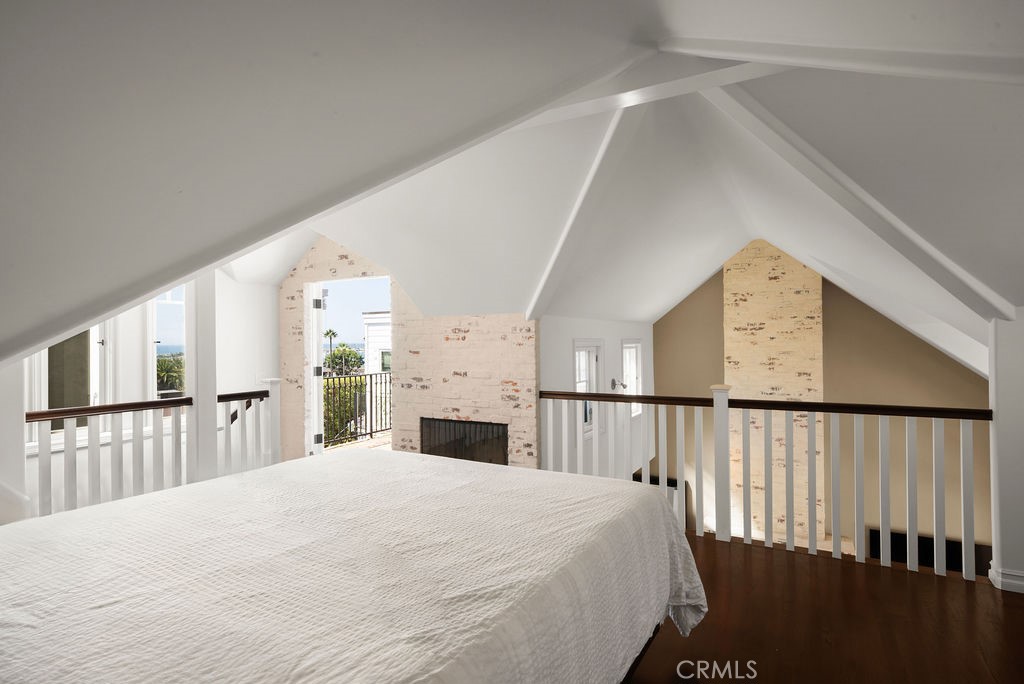 Corona del Mar South of PCH (CDMS) - Residential Lease