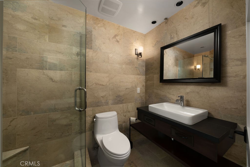 Corona del Mar South of PCH (CDMS) - Residential Lease