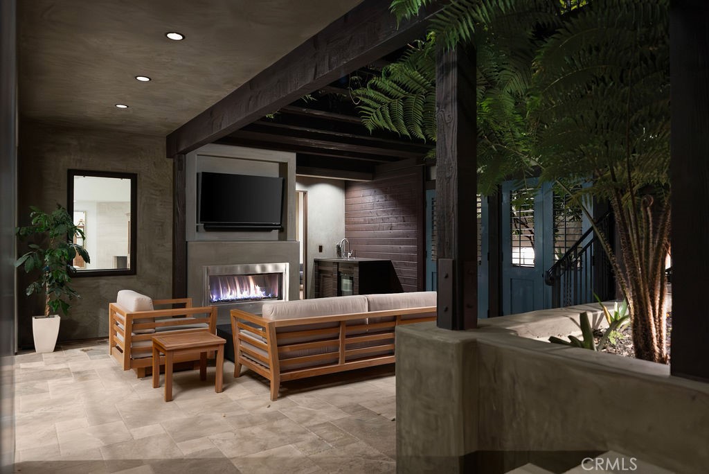 Corona del Mar South of PCH (CDMS) - Residential Lease