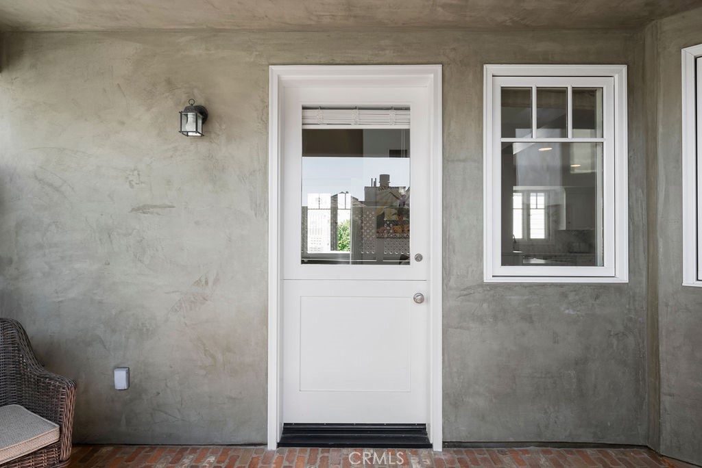 Corona del Mar South of PCH (CDMS) - Residential Lease