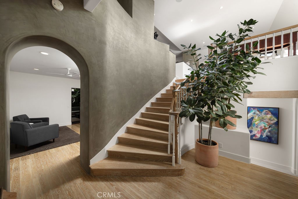 Corona del Mar South of PCH (CDMS) - Residential Lease