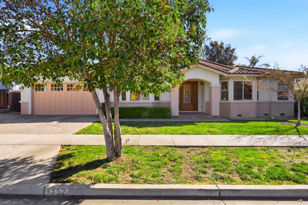 1352 S Stelling Road, Cupertino CA 95014