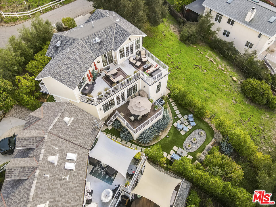 25603 Monte Nido Drive