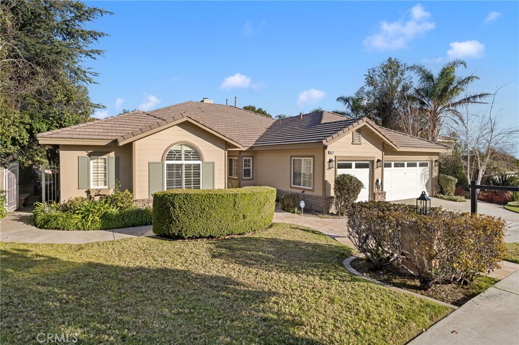 5675 W Overlook Drive