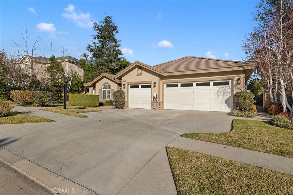 5675 W Overlook Drive