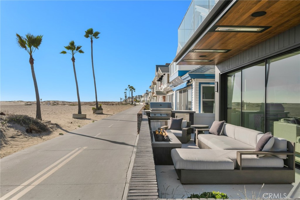 218 E Oceanfront
