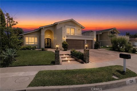 Property photo of 124 S Calle Da Gama, Anaheim Hills, CA 92807