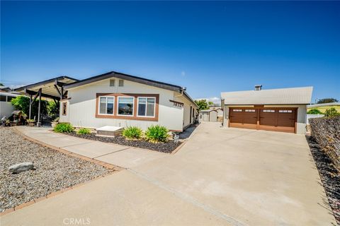 Photo of 38325 VIA VENTOSO, Murrieta, CA 92563 (MLS # MB26088179)