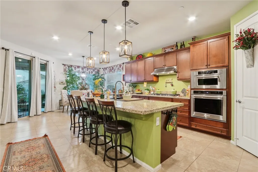 Hemet, California 92545, United States, 3 Bedrooms Bedrooms, ,3 BathroomsBathrooms,Residential,Active,253454