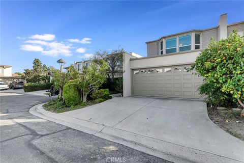 Tiny photo for 1654 Edgewater Lane, Camarillo, CA 93010 (MLS # SR26023296)