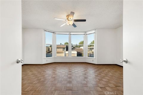 Tiny photo for 1654 Edgewater Lane, Camarillo, CA 93010 (MLS # SR26023296)