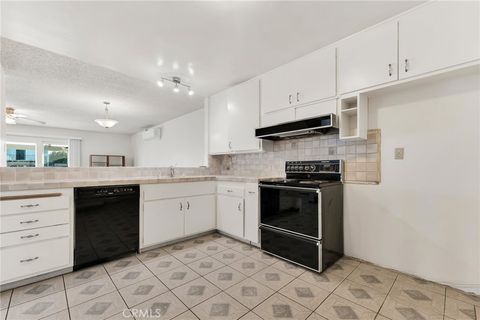 Tiny photo for 1654 Edgewater Lane, Camarillo, CA 93010 (MLS # SR26023296)