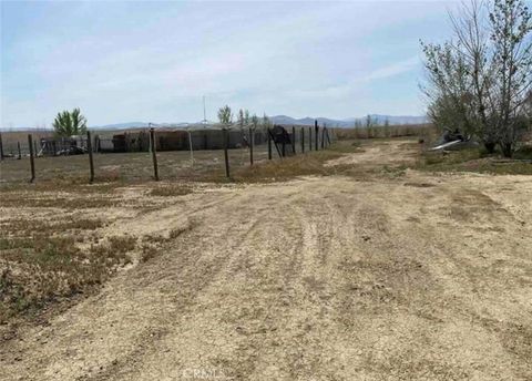 Tiny photo for 14555 Bellflower Rd, Santa Margarita, CA 93453 (MLS # MB26100169)