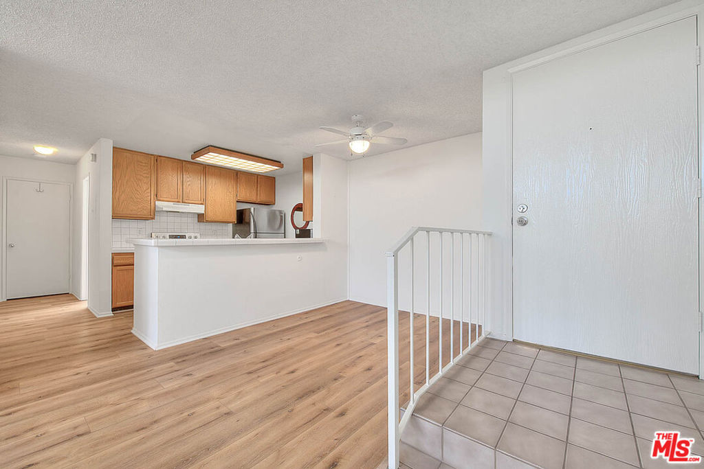 4900 Overland Avenue 274