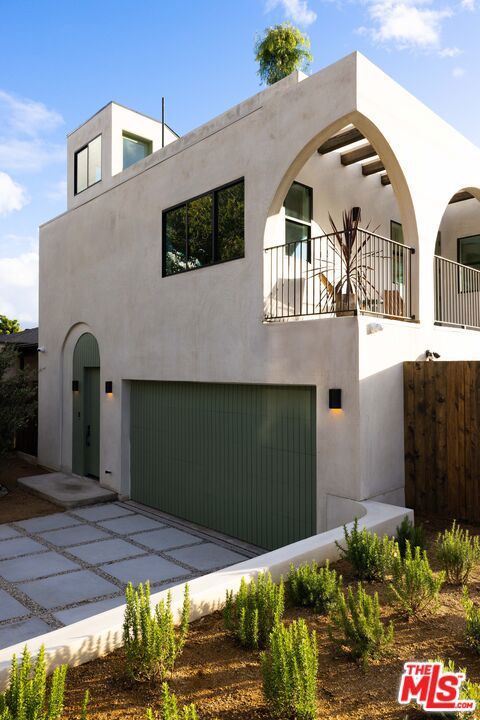 Properties 2 5241 Lunsford Drive