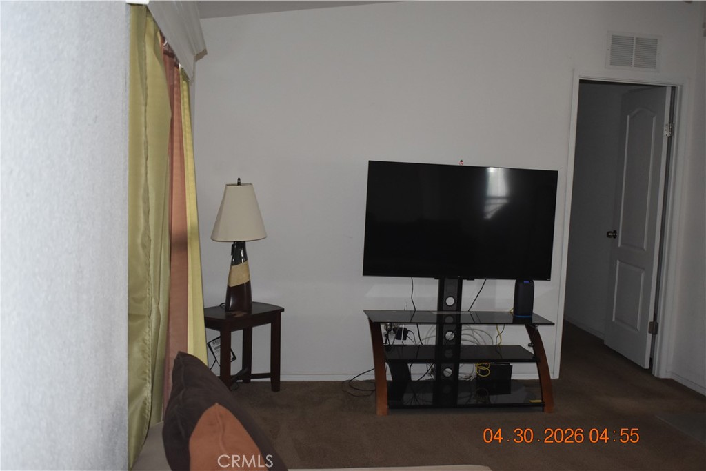 1081 W Arrow Hwy 86