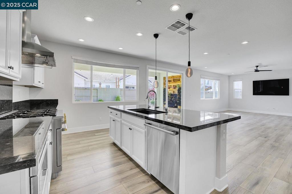 Not Listed - Residential