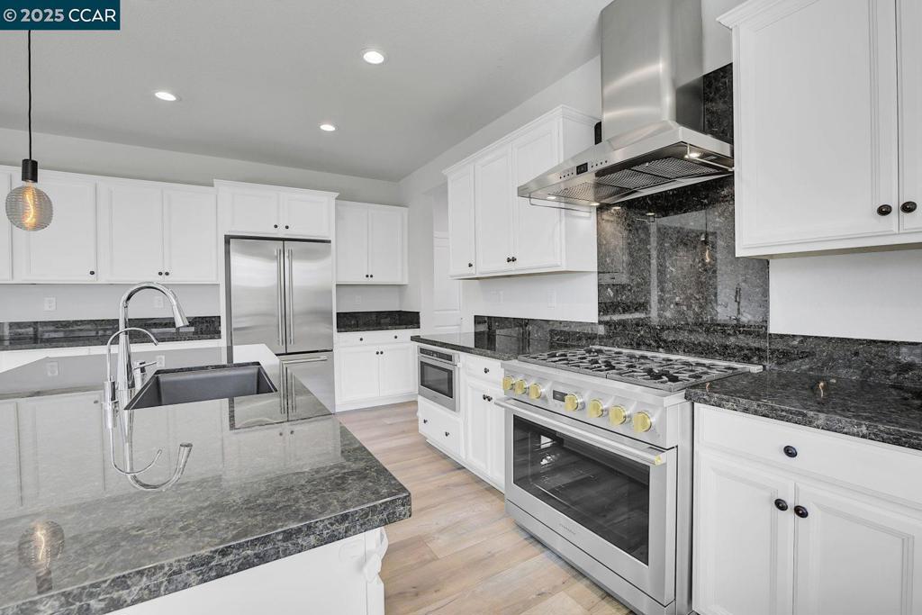 Not Listed - Residential
