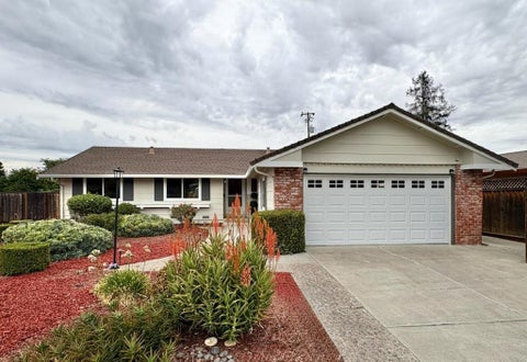 Photo of 2803 Ivywood Court, San Jose, CA 95121 (MLS # ML82059413)