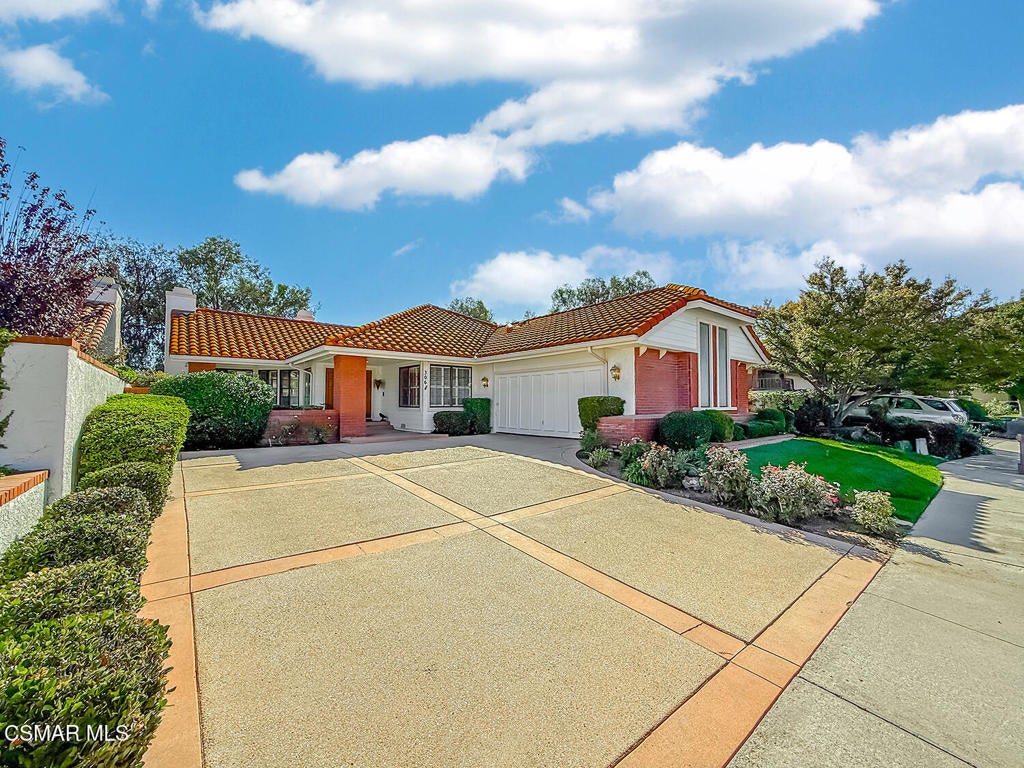 306 Cherry Hills Court