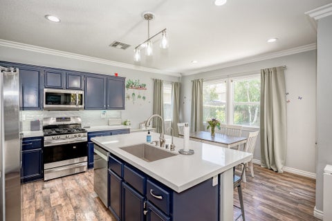 Photo of 28315 Maitland LN, Saugus, CA 91350 (MLS # SR26182966)