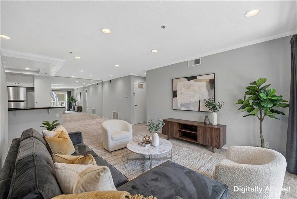2800 Keller DR