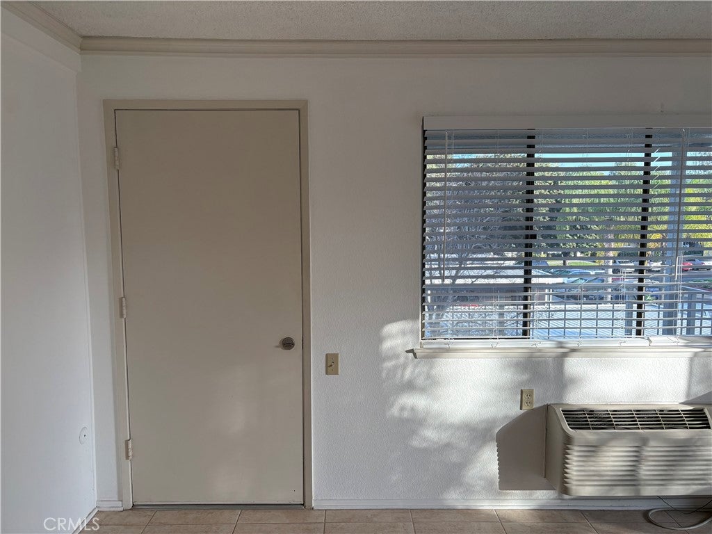 925 AVE MAJORCA O