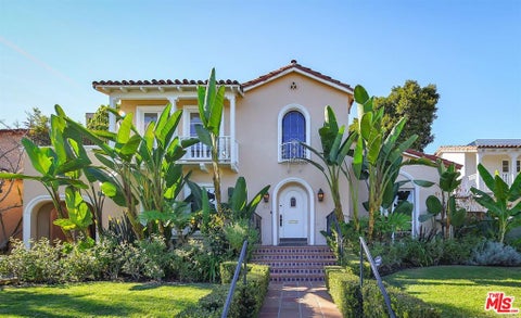 Photo of 333 S Roxbury Drive, Beverly Hills, CA 90212 (MLS # 26857075)