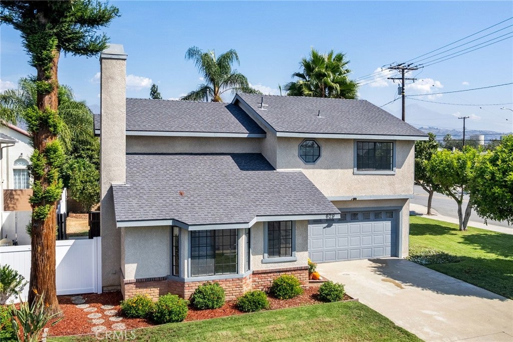 629 Damien Avenue