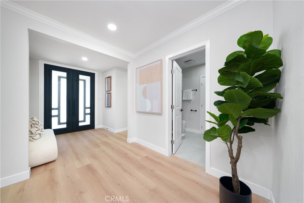 4434 W 59th