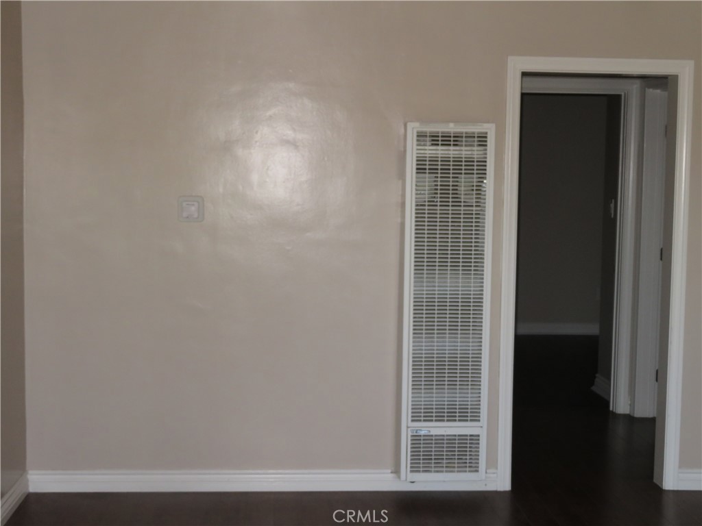 9833 Walnut