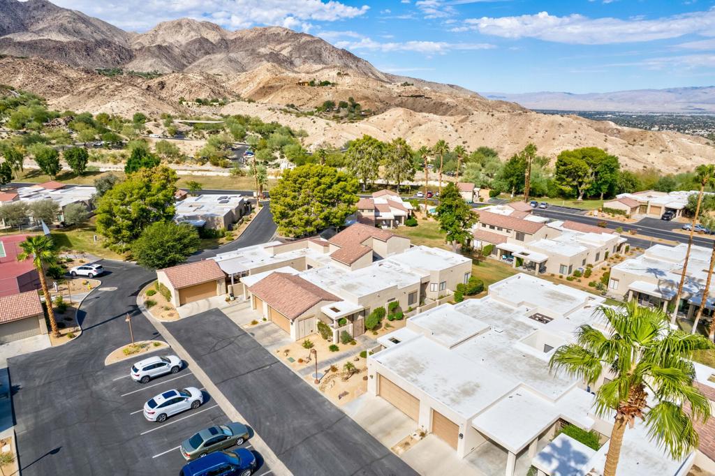 Sommerset So. Palm D - Residential