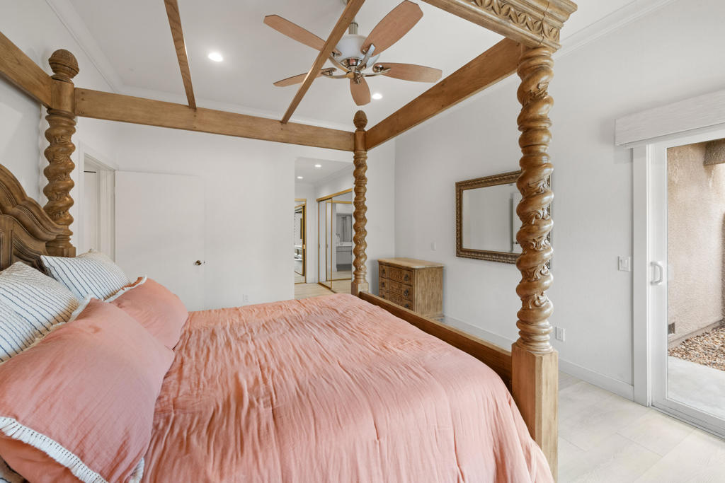 Sommerset So. Palm D - Residential