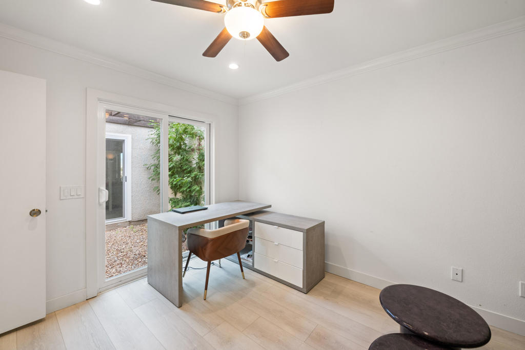 Sommerset So. Palm D - Residential