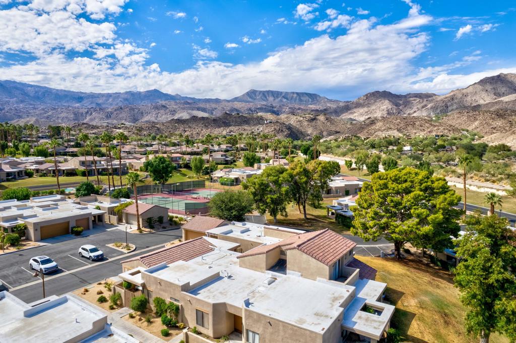 Sommerset So. Palm D - Residential