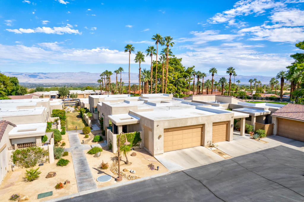 Sommerset So. Palm D - Residential