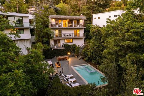 Photo of 2753 La Cuesta Drive, Los Angeles, CA 90046 (MLS # 26838213)