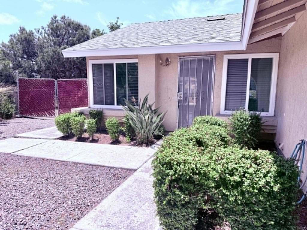 1270 Valencia Pkwy