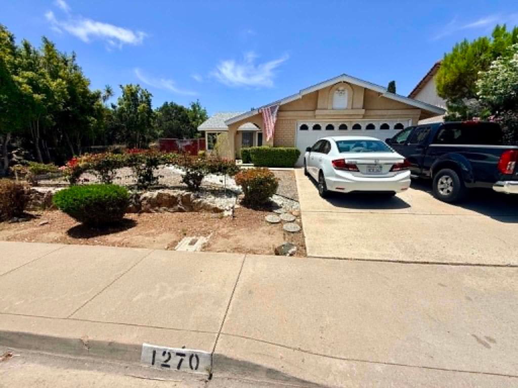 1270 Valencia Pkwy PKWY