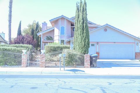 Photo of 4545 W Avenue L10, Lancaster, CA 93536 (MLS # PW26113848)