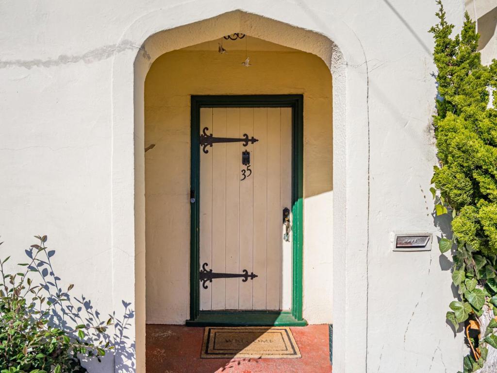 35 Sycamore Street