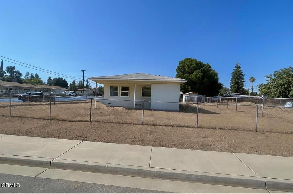 Photo of 5922 Bamboo Drive, Bakersfield, CA 93308 (MLS # V1-32943)