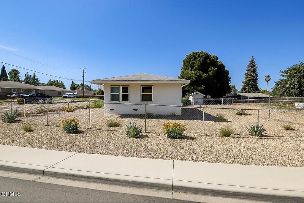Photo of 5922 Bamboo Drive, Bakersfield, CA 93308 (MLS # V1-32943)