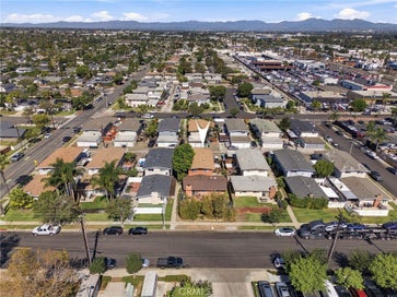 1544 Elm Costa Mesa CA 92626