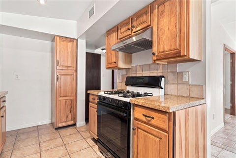 Tiny photo for 1544 Elm AVE, Costa Mesa, CA 92626 (MLS # PW26224935)