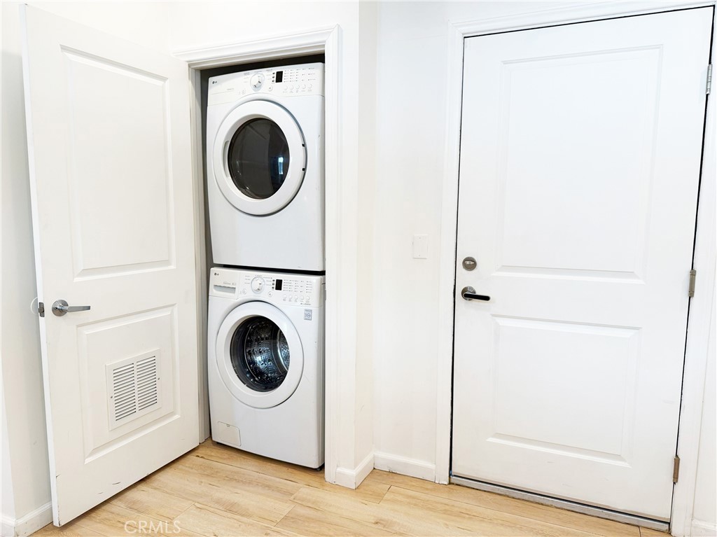 Downtown (DT) - Residential Lease