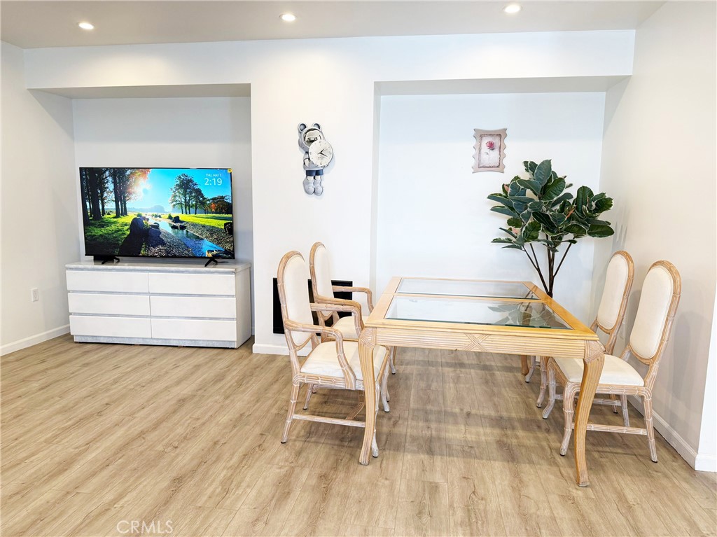 Downtown (DT) - Residential Lease